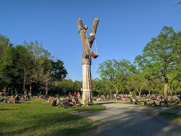 La Fontaine Park 2
