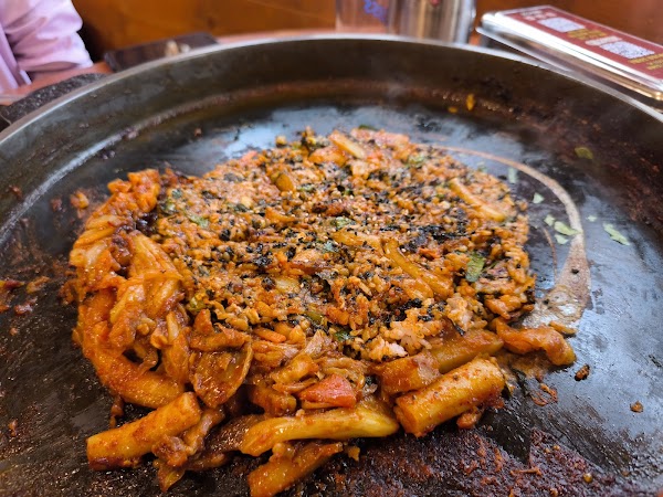 운수대통 닭갈비 | Woonsoo Daetong Dakgalbi 4
