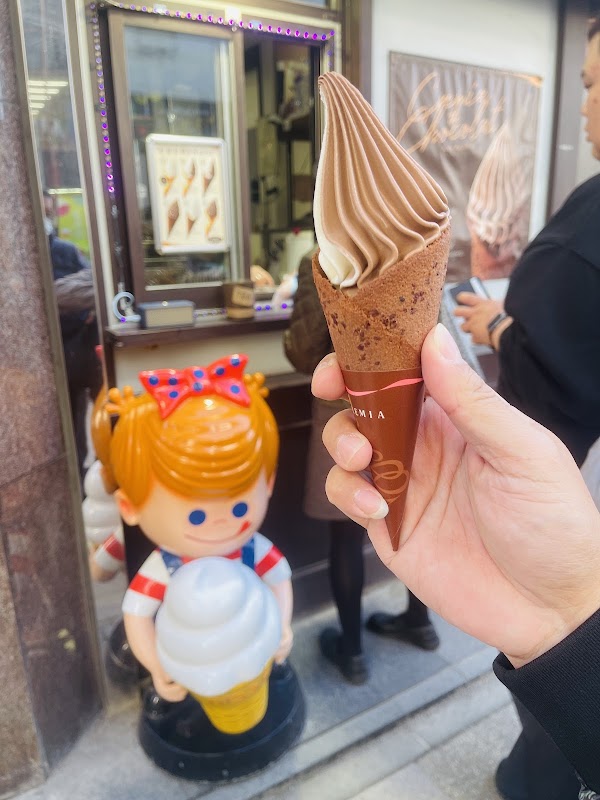The soft cream house 3