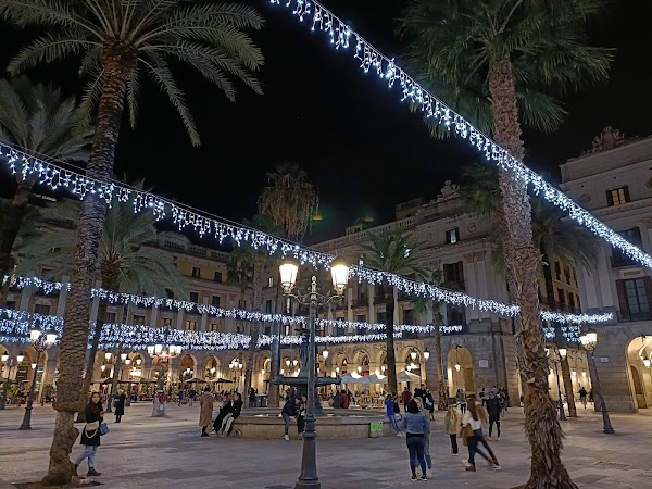 Plaça Reial 2