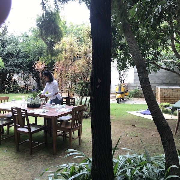 Lakehouse Garden Restaurant (Petfriendly) 1