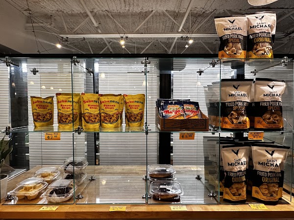 Sandok Sa Palayok - Filipino Restaurant