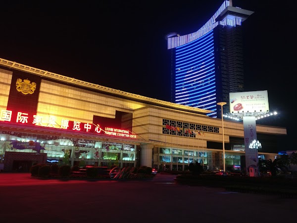 罗浮宫 Louvre Furniture Mall 1