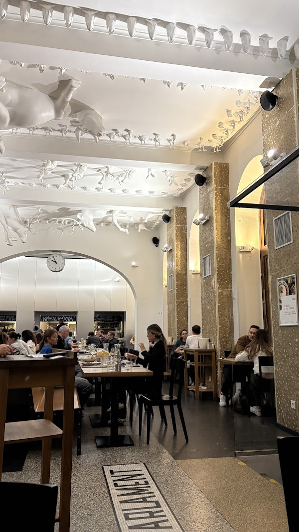 Vinohradský Parlament Restaurant 2
