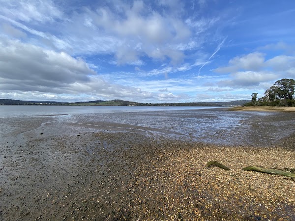 Gravelly Beach