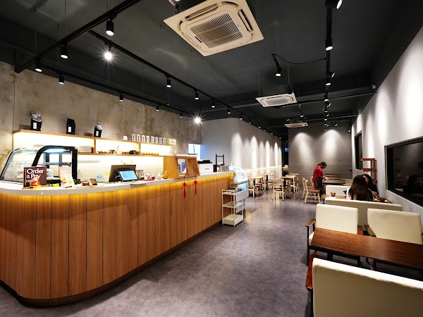 B.dot Dessert Cafe 2