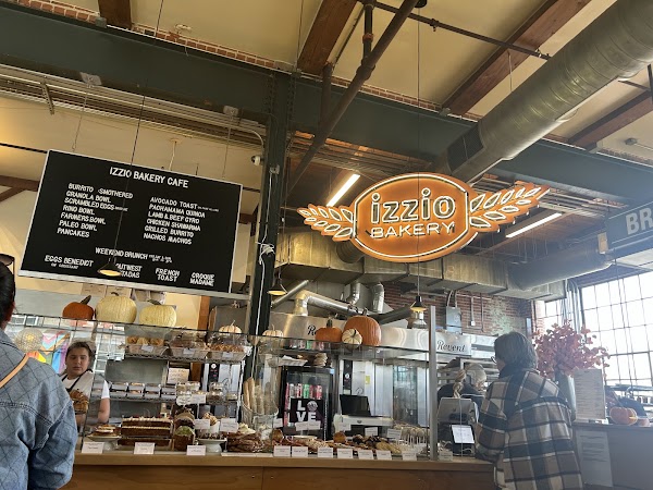 Izzio Bakery Central Market 3