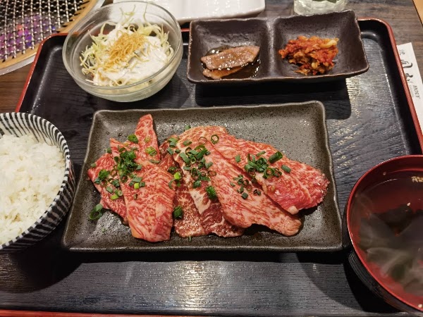 焼肉 鳳梨 3