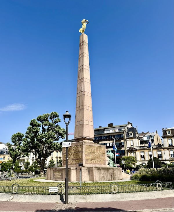 Place de la Constitution 1