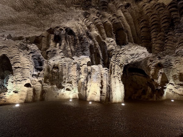 Hercules Caves 5
