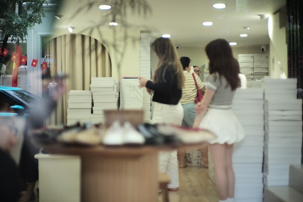 Better Shoes - Cửa hàng giày dép và phụ kiện 5