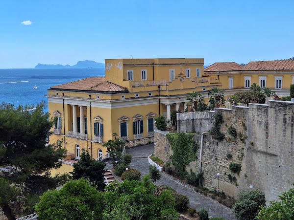 Villa Doria d'Angri 4