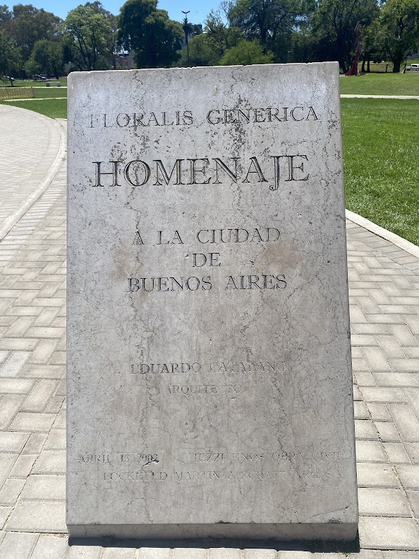 Floralis Genérica 3