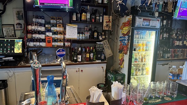 Cricket Club Restaurant & Pub 2