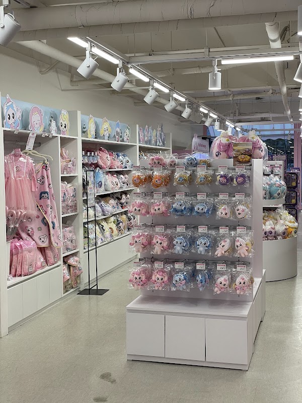 Teenieping shop 5