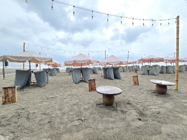 Times Beach Warung 3