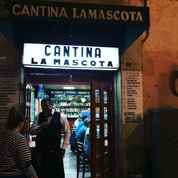 Salon Familiar La Mascota Cantina