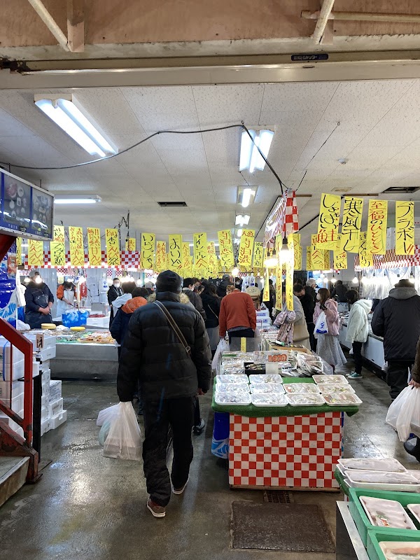 Teradomari Street Market (Sakana no Ameyoko) 3