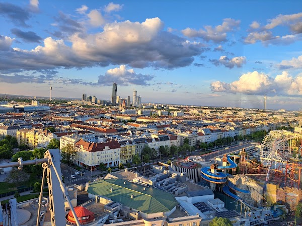 Viennese Giant Ferris Wheel 3