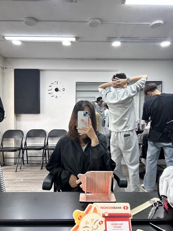 Rubik Hair Studio 5