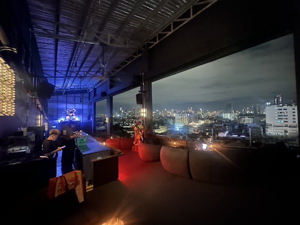 HANNIBAL - hidden rooftop (rainproof) bar 3