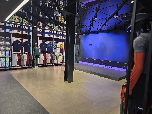 Warrix Shop | Siam Square 5