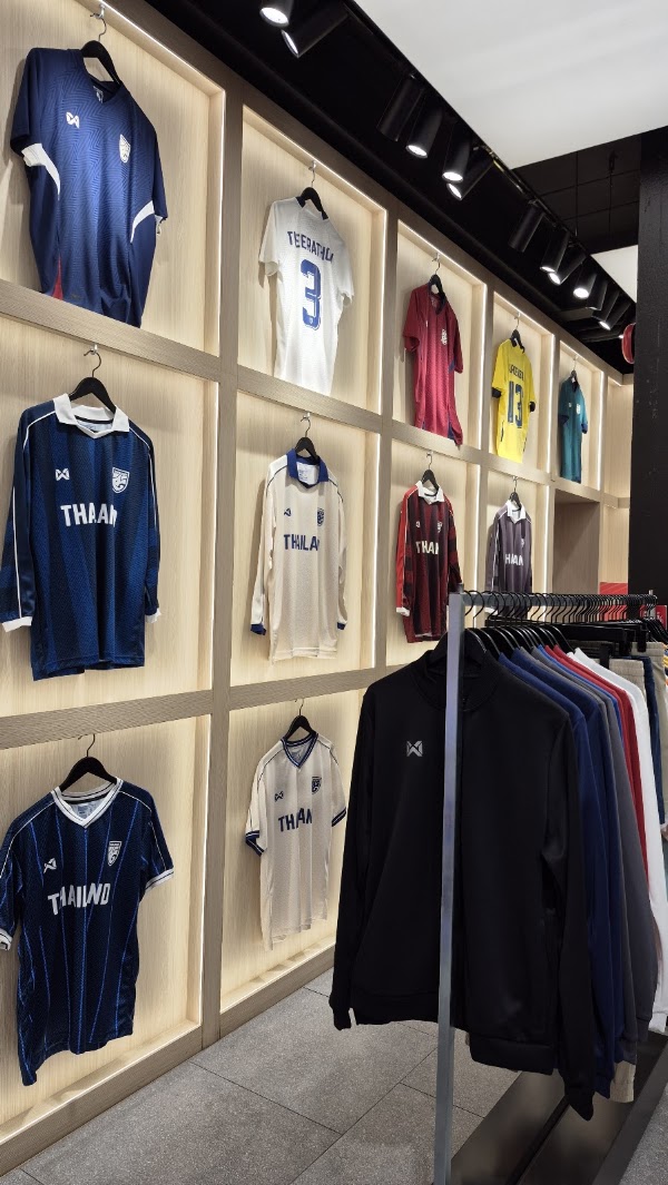 Warrix Shop | Siam Square 2