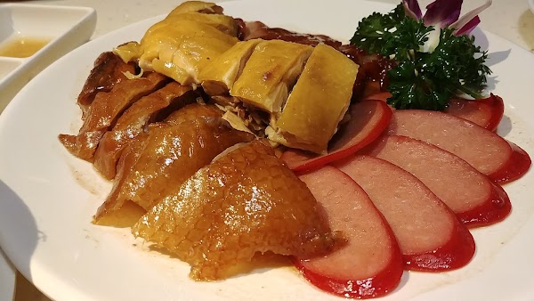 Lao Shanghai Nongtang Restaurant 2