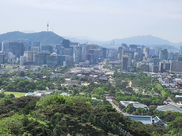 Bugaksan (Baegaksan) Mountain 1