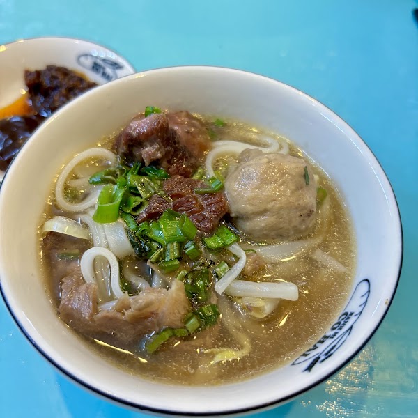 Co Hai Banh Mi & Phở Vietnamese Restaurant 2