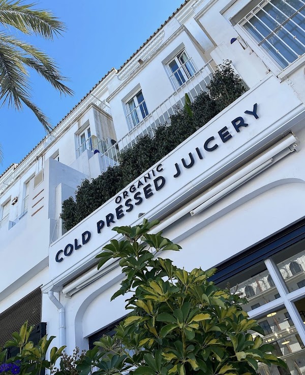 Organic Cold Pressed Juicery 4