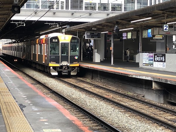 Yamato-Saidaiji Station 1