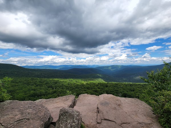 Giant Ledge