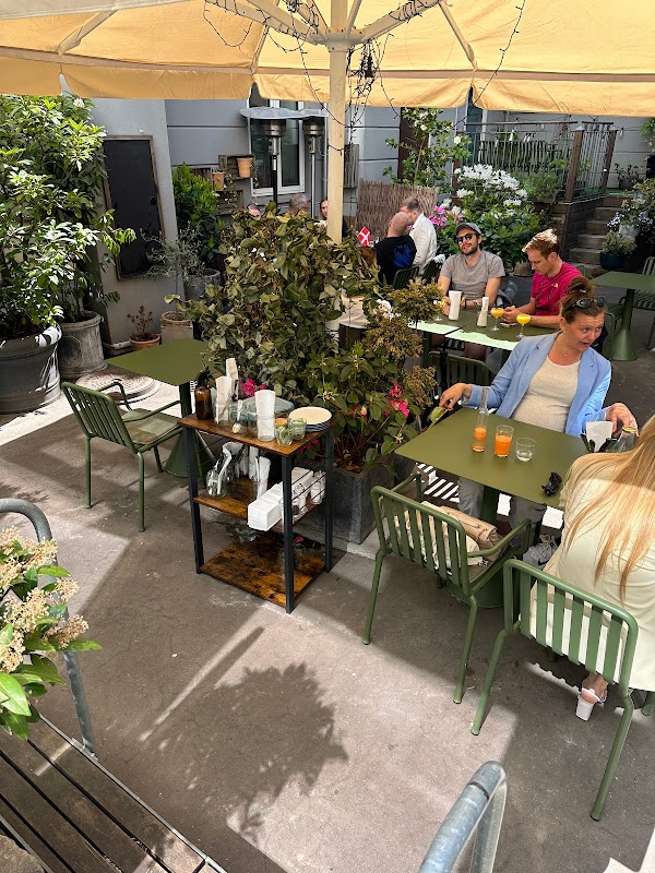 Ø12 Coffee & Eatery