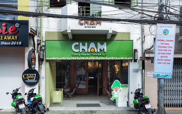Chạm Cafe & Kem Bơ Đà Lạt - Khu Hoà Bình