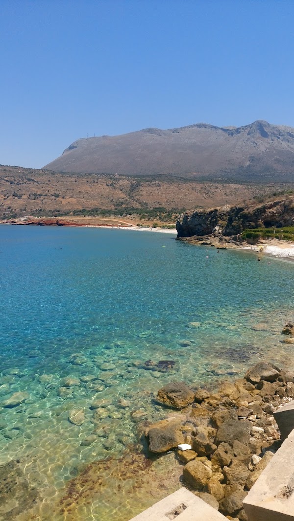 Pyrgos Dirou 1
