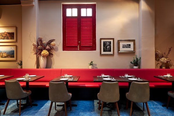 Cenzo: Australian Italian Restaurant & Bar (Club st)