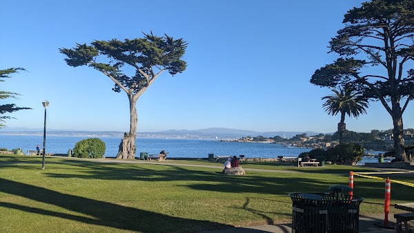 Lovers Point Park 3