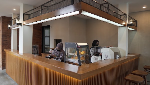 SMEDI Coliving & Coffee by SUHU