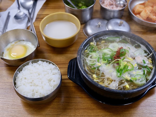 Bisabeol Jeonju bean sprout soup 4