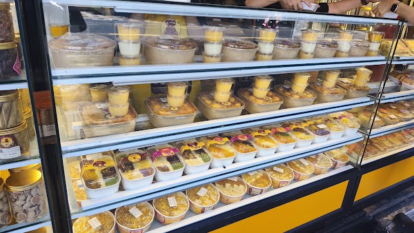 Bánh Bông Lan Trứng Muối Tấn Phát 1