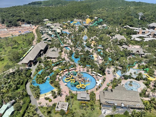 Aquatopia Water Park 4