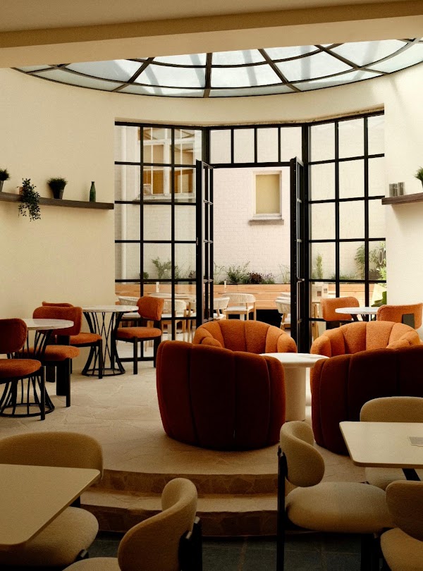 Nuba Cafe Brugge 1