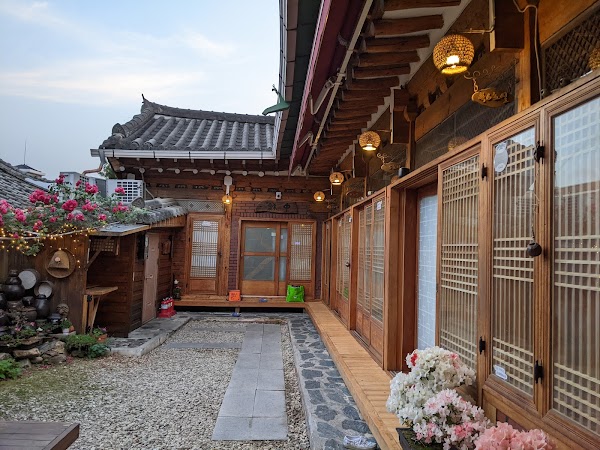 Jungdam Hanok Homestay 1