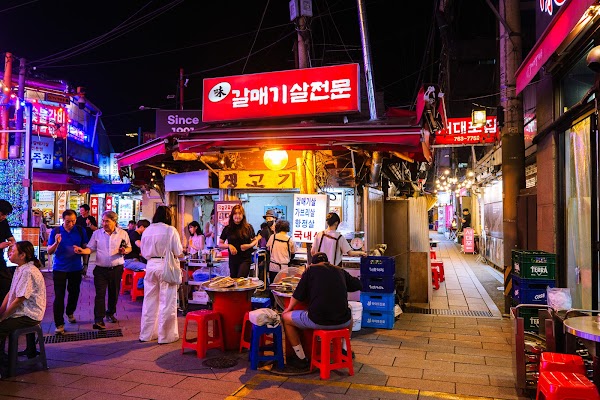 Donhwamun-ro 11(sibil)-gil Pocha Street 3