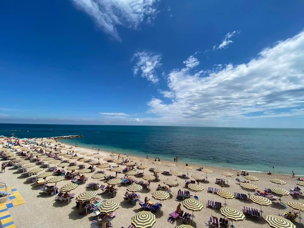 Stabilimento Balneare La Spiaggiola 2