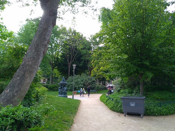 Villemin - Mahsa Jîna Amini Garden 4