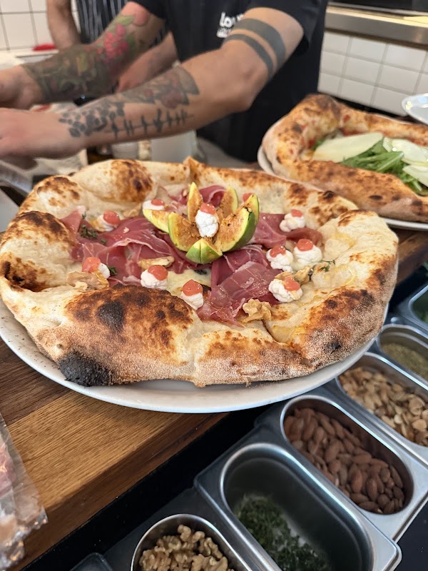 Loulou Pizzabar 5