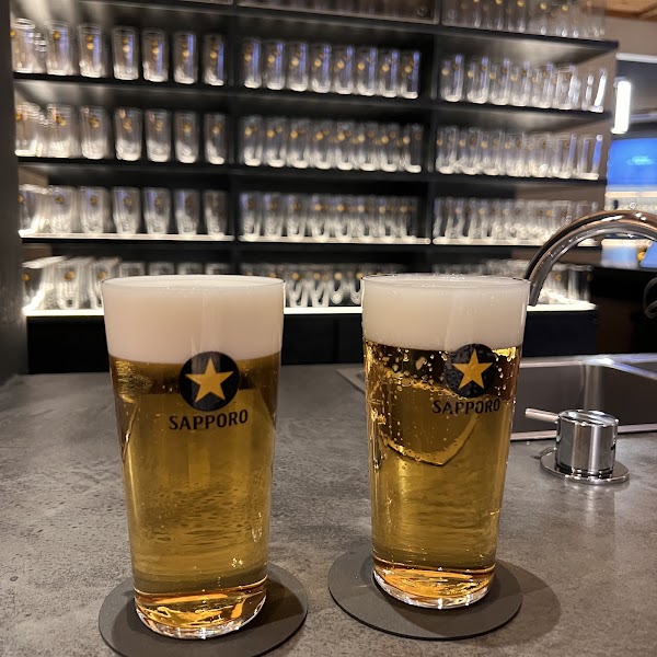 Sapporo Draft Beer Black Label THE BAR 3