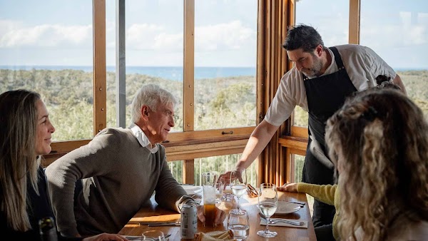 Wise Wine Cellar Door | Eagle Bay